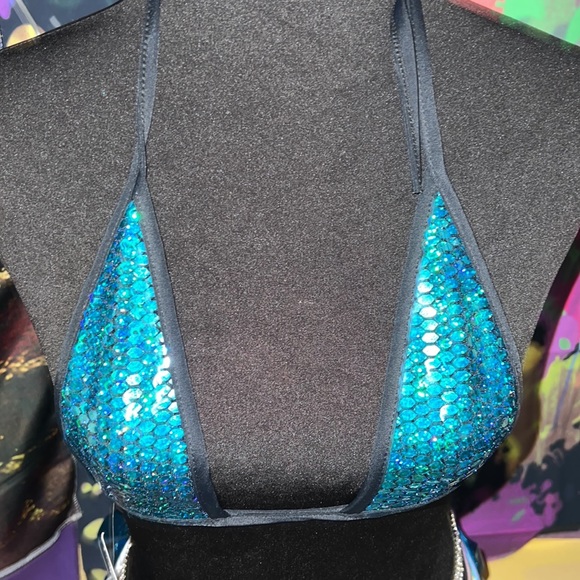 New Bikini Rave/ swim Top - Picture 7 of 12